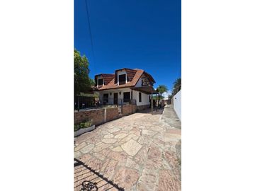 Alquiler temporario casa para hasta 12 personas en...