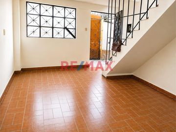 📍 Casa En Venta A 1 Cuadra De La Municipalidad De...