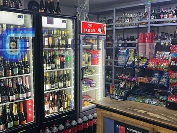 DERECHO LLAVES BOTILLERÍA VITACURA
