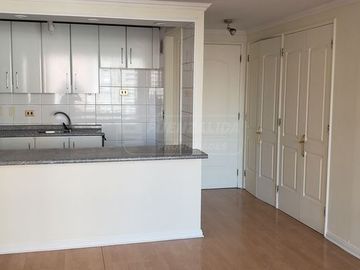Departamento 1 dorm, 1 baño, Metro Esc. Militar, Las Condes