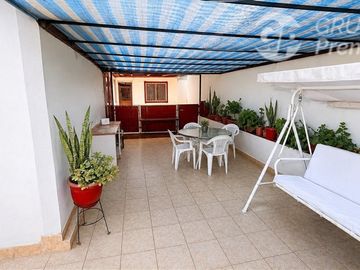 Amplia y acogedora casa de 6D, 2B en venta en Tongoy