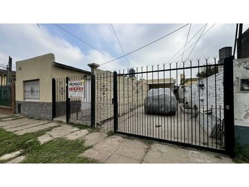 Venta 2 casas en un solo terreno- Barrio Asunción- Paso...