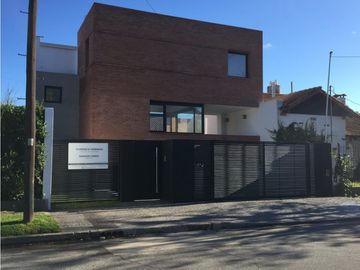 CHALET NUEVO - LAVALLE 3300