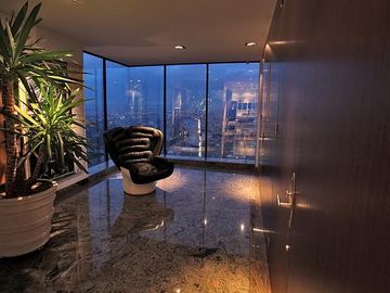 VENDO Apartamento Los Rosales Alto De 420 M2 vista 180°...