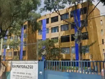 Oportunidad de Remate: Departamento en Cerro de la...