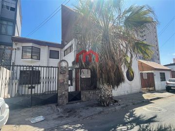 Casa en venta de 6 dorm. en Antofagasta
