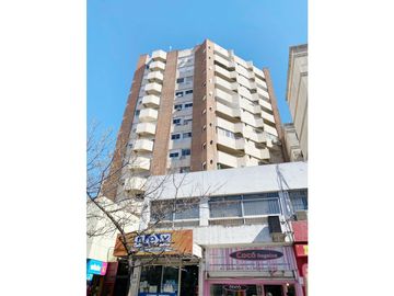 Alquiler Depto 2 Dorm c/ Cochera- Centro Calle Bs As- (GA)