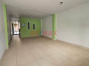 Casa En Av. Las Magnolias, El Porvenir