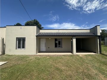 LINDA CASA SOBRE GALVEZ!!!!