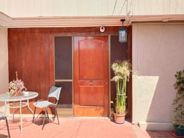 Hostal 20 personas sector sur.