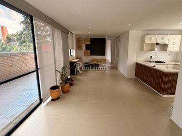 apartamento en arriendo en el esmeraldal. Cod A777366