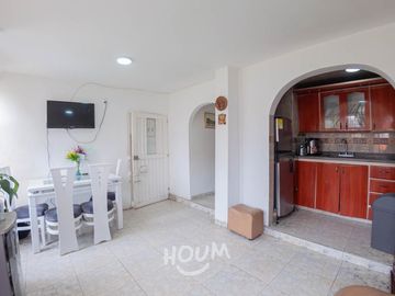 Casa Quiroga Sur ID: 87900s
