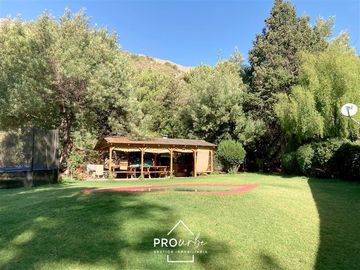 Parcela en arriendo, 3D/2B, piscina, en San José de Maipo