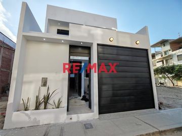🏡 ¡Casa De Estreno – Urb. Casuarinas 1.ª Etapa! ✨  📍A...