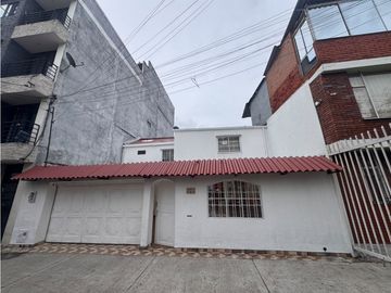 VENDO CASA ALAMOS