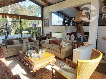 Casa en venta de 6 dorm. en Chiguayante