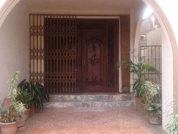 Casa de Venta en Guayaquil sector norte ciudadela La Garzota