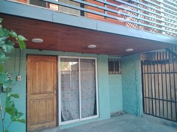Casa en venta de 3 dorm. en Puente Alto