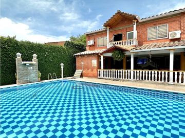 Venta de Exclusiva Casa Campestre en San Jerónimo, Antioquia