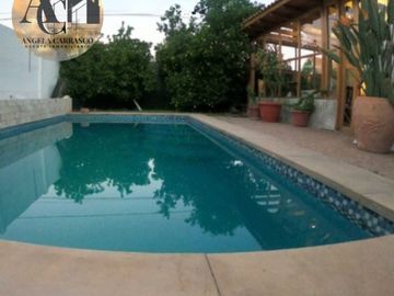 SE VENDE 4.300UF CASA CON LOCAL COMERCIAL, ALTO EL MANZANO,