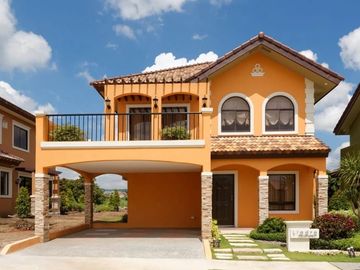 Lladro 5BR SD House and Lot for Sale in Chateau Nissa,...