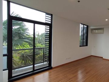 3BR Apartment Unit for Rent in Quezon City near...