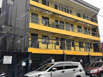 2Bdrm Unit  + Laundry Drying Area + Covered Parking Slot...