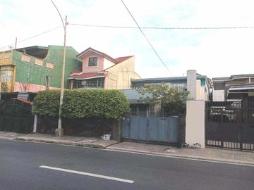 3-bedroom  House and Lot  in Road 1 Quezon City For Sale