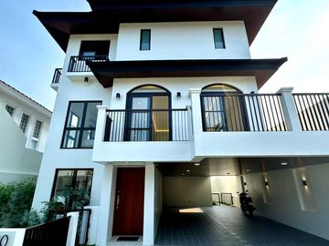 Beautiful 5BR House and Lot for Sale in Verdana Homes...