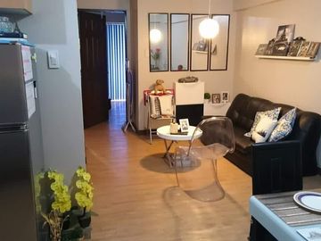 FOR SALE EAST RAYA 2 BR CONDO  WITH PARKING,  MERCEDES...
