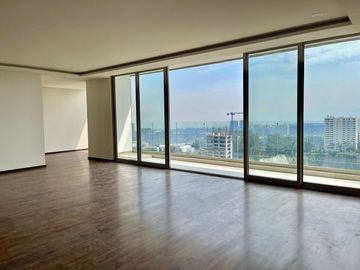 Venta departamento Av Santa Fe 4 recámaras