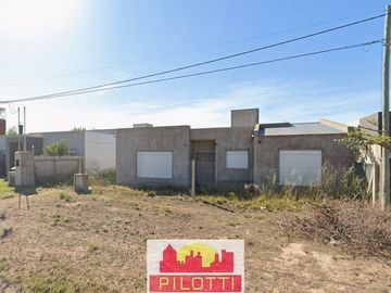 Casa en venta de 2 dormitorios c/ cochera en San Agustín