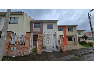 SE VENDE CASA ECONOMICA SECTOR EL VALLE URB. LAGUNAS DEL SOL