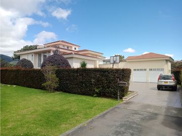 San Simon Guaymaral, Venta - Arriendo. 550 M
