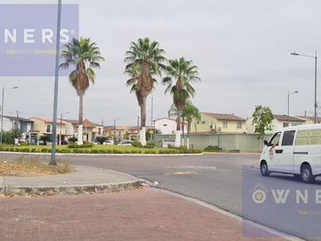 VENTA DE CASA URBANIZACIÓN METRÓPOLIS 2 (VM)