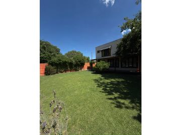 VENTA / CASA QUINTA / MIRAMAR