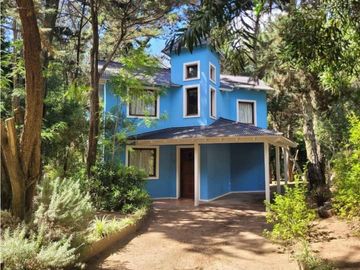 CASA EN VALERIA DEL MAR AL LIMITE CON CARILO (HASTA 5...