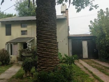Casa multifamiliar en venta - 5 Dormitorios 4 Baños -...