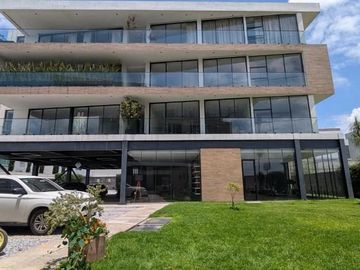 VENTA DE DEPARTAMENTO FRENTE A PARQUE BICENTENARIO EN...