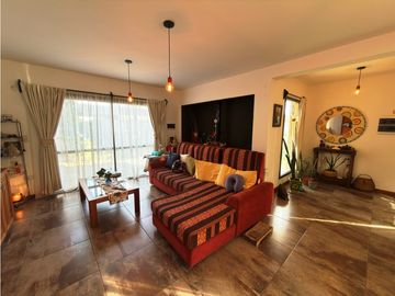 CASA EN VENTA VALLE DEL GOLF