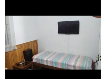 VENTA DE CASA CÉNTRICA EN MONTE HERMOSO