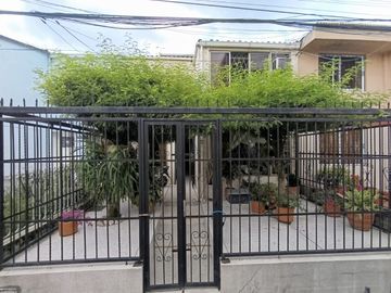 VENTA DE CASA EN EL BARRIO ALAMOS