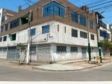 CASA LOCAL EN S.J.L. LIMA