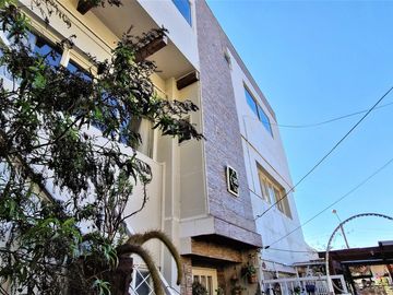 Venta de casa de 3 pisos en Viña , GRAN OPORTUNIDAD ,...