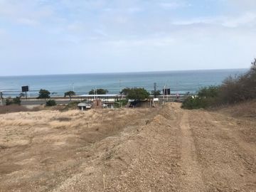 RRR Venta de Terreno con Vista al Mar en Manta | Sector...