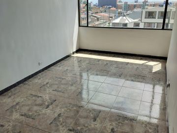 Vendo Permuto Apartamento con Potencial en Florida...