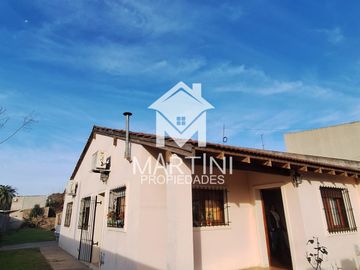 Casa en venta c/ cochera en Mercedes