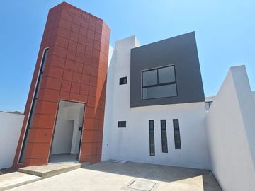 Casa en venta en Veracruz Fracc. Lomas del Mediterraneo