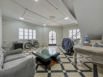 Se vende amplia casa en esquina para proyecto inmobiliario