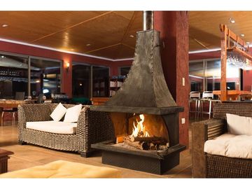 PRECIO BAJO TASACIÓN!! Casa Tetelhue Hotel: Cabañas y...